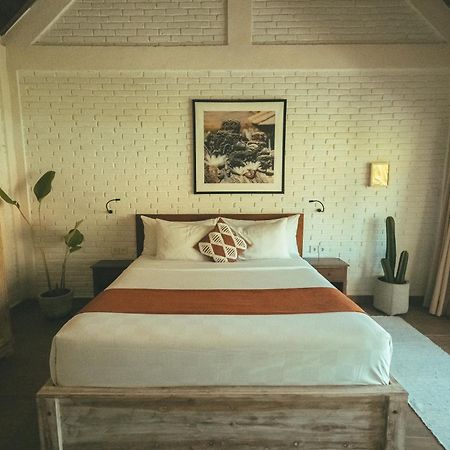 Cari Surf Camp & Studio'S Uluwatu Extérieur photo