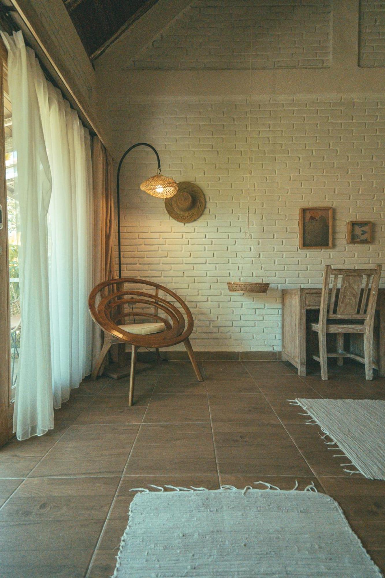 Cari Surf Camp & Studio'S Uluwatu Extérieur photo