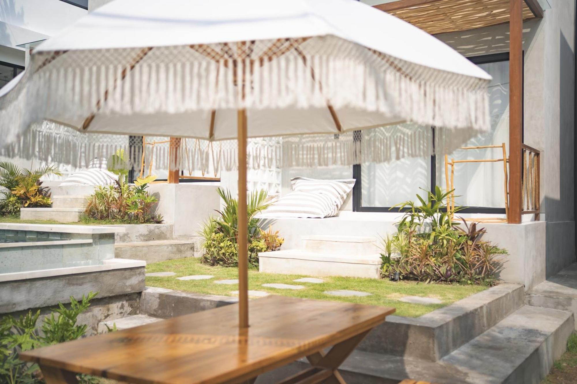 Cari Surf Camp & Studio'S Uluwatu Chambre photo