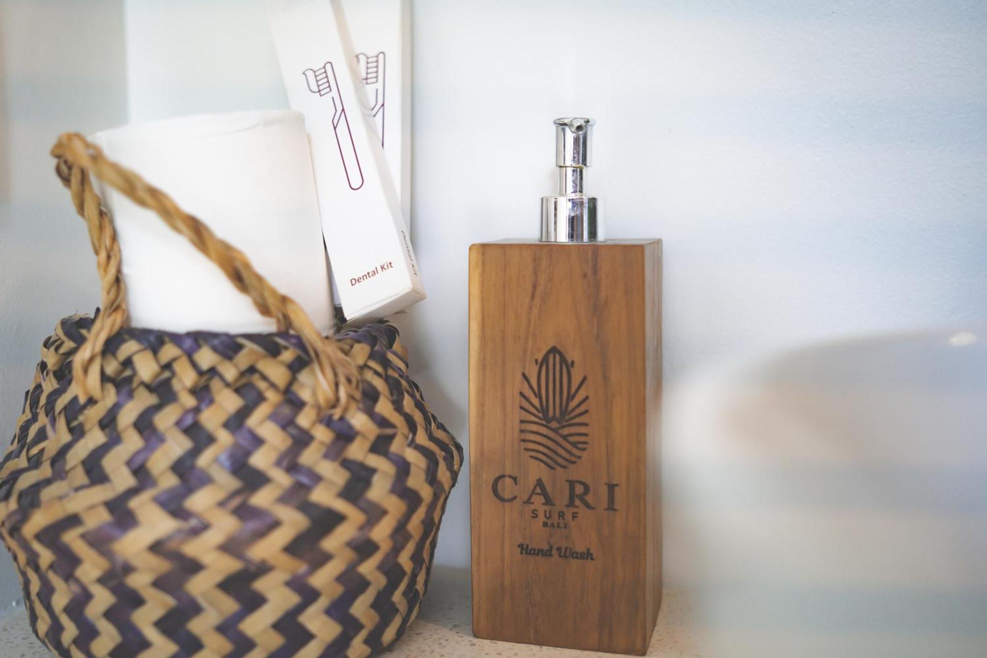 Cari Surf Camp & Studio'S Uluwatu Chambre photo